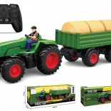 Tractor agricol cu telecomandă și remorcă