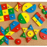 Joc de bătut cuiele Lena figuri pentru copii