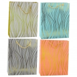 Pungă cadou din hârtie cu valuri aurii 32 × 26 × 12 cm