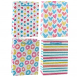 Plasă cadou colorată cu inimioare, steluțe, buline, dungi