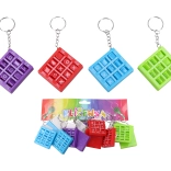 Breloc cu motiv de X și O