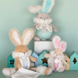 Iepuraș de pluș cu zornăitoare și suport pentru suzetă 21 cm