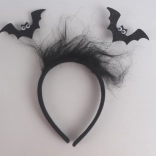 Bentiță cu lilieci și pene