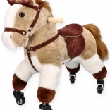 Căluț bej pe roți