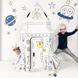 Rachetă spațială mare din carton