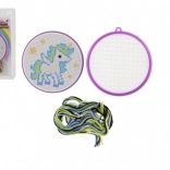 Set de broderie în punct în cruce – unicorn pentru copii