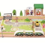 Circuit feroviar din lemn – sat, 110 piese